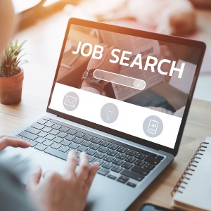Jobs and Careers at Priority Urgent Care and Walk-In Medical Practice Near Me in Chicopee MA, Springfield MA, Westfield MA, Ellington CT, Unionville CT, East Haven CT, Cromwell CT, Oxford, CT and Newington, CT